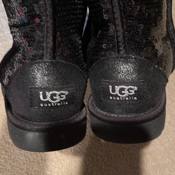 UGG Black Glitter Short Boots 7M - Picture 6 of 6
